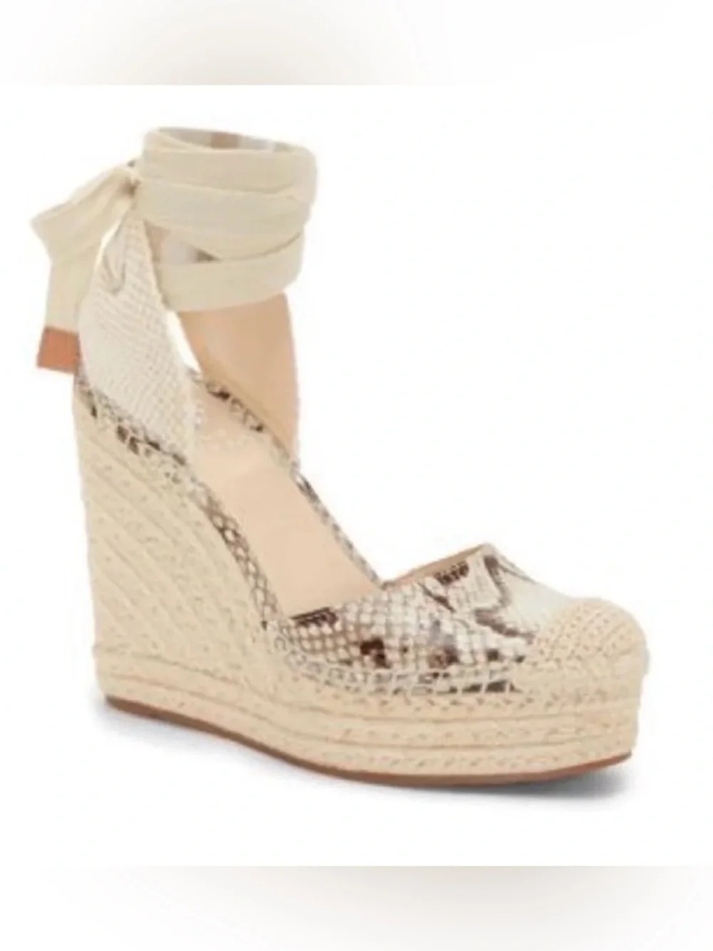 Vince Camuto vince camuto